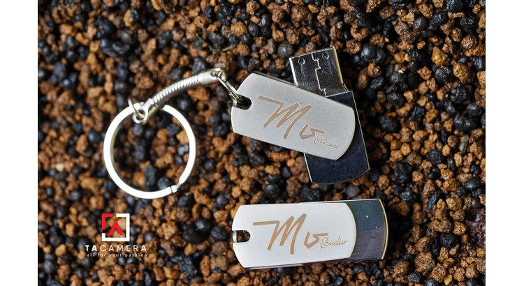 USB 2.0 8GB Khắc LOGO Theo Yêu Cầu