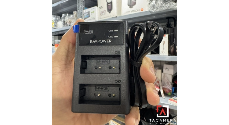 Sạc Đôi RAVPower Cho Fujifilm NP-W126S - Có Màn Hình - BH 15 Tháng