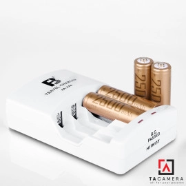 Combo 4 Pin AA 2500mAh + Sạc AA/AAA FB (Hàng Chính Hãng)