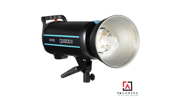 Đèn Flash Studio Godox QS800II