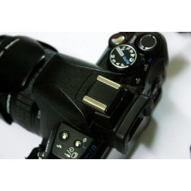 Nắp che chân đèn flash