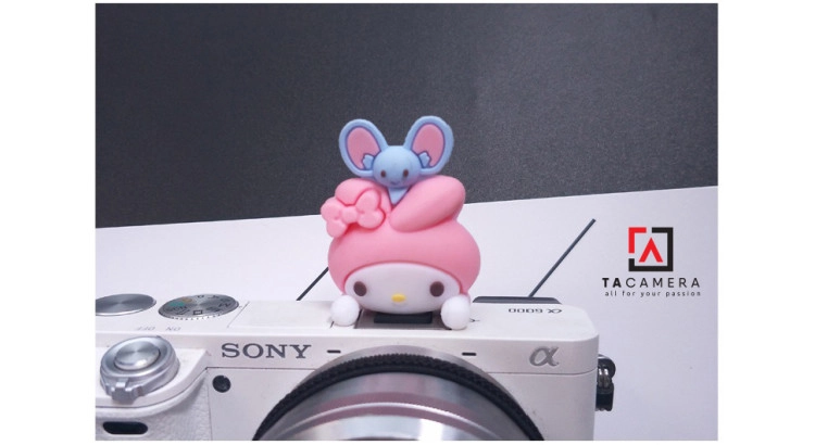 Hotshoe - Nắp Che Chân Đèn Flash Cute TA4035E